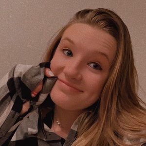 Meet your Posher, Isabella